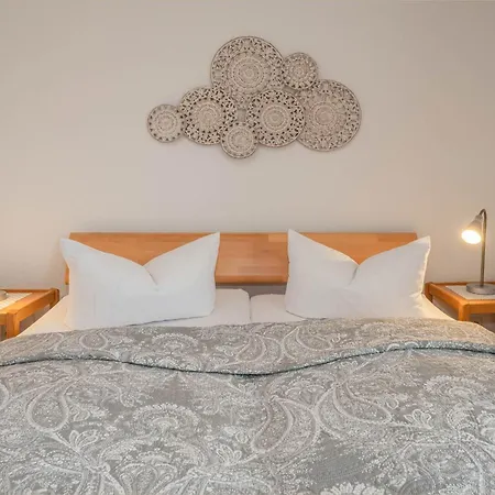Luetow Ferienhaus An Der Suedspitze Gnitz بيت للعطل